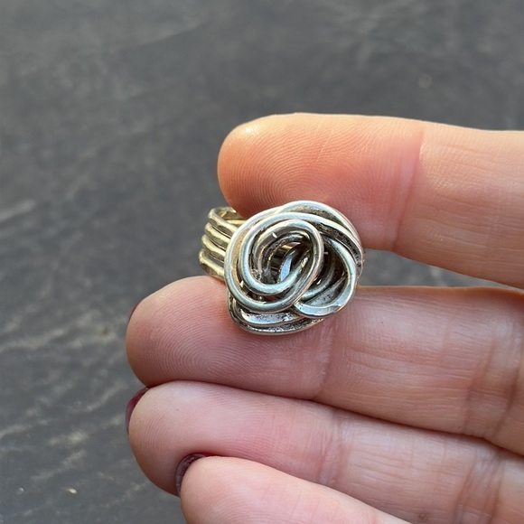 Silver coiled ring, wrapped 8 1/2 Sterling - Picture 6 of 6